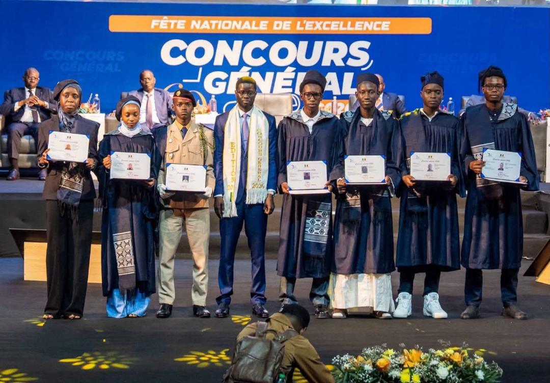 Élèves du Lycée Seydina Limamou Laye au Concours général